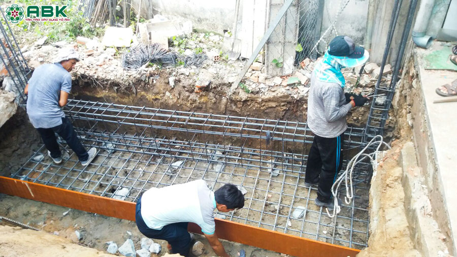 Thi công xây móng nhà anh Dũng Quận Tân Phú